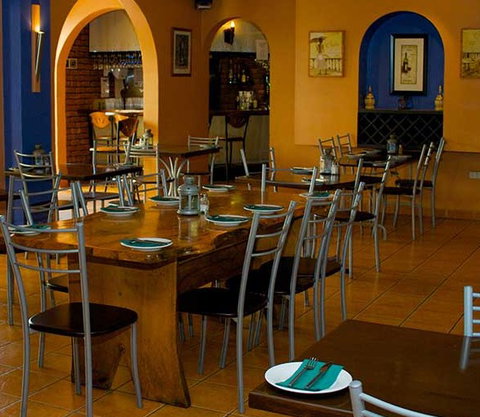 Adobe Motel - New Castle Holiday 2