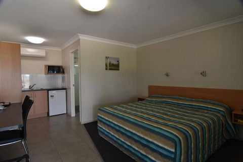 Billabong Motor Inn - New Castle Holiday 14