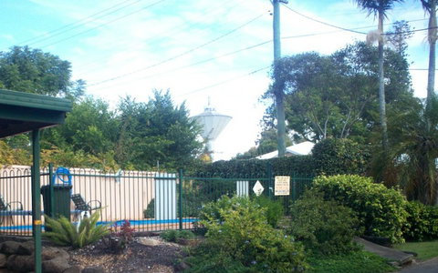 A Raceview Motor Inn - New Castle Holiday 5