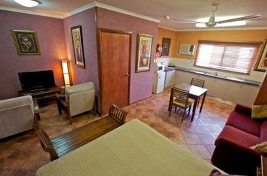 Cairns New Chalon - New Castle Holiday 5