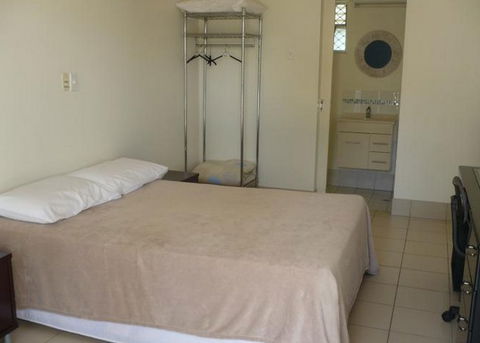 Black Marlin Motel - New Castle Holiday 4