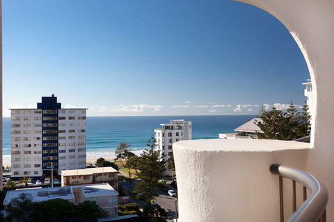 Apartment 27 Aristocrat Apartments - New Castle Holiday 1