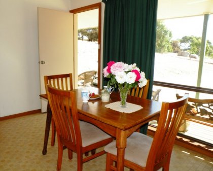 Stokes Bay Seaview Cottage - New Castle Holiday 1