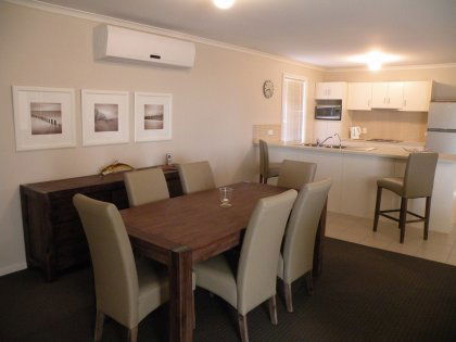 Bay Breeze On Brownlow - New Castle Holiday 4