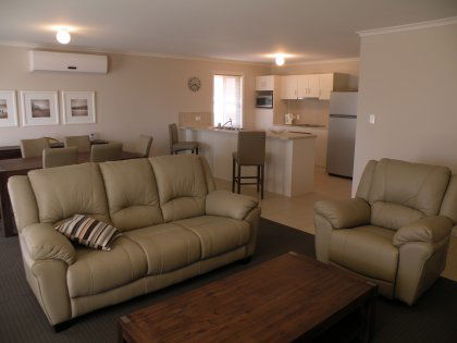 Bay Breeze On Brownlow - New Castle Holiday 5