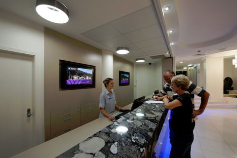 Ramada Resort Golden Beach - New Castle Holiday 11