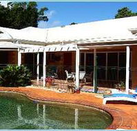 Tropical Escape Bed  Breakfast - New Castle Holiday