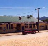 CORRYONG HOTEL/MOTEL - New Castle Holiday