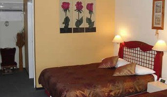 Raceways Motel - New Castle Holiday 3