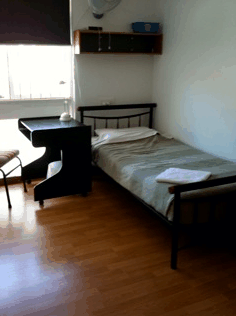 Adalong Student Guesthouse - New Castle Holiday