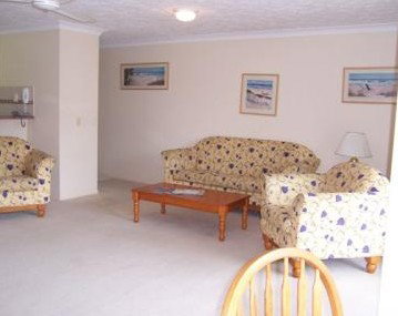 Burleigh Terraces Luxury Apartments - New Castle Holiday 4