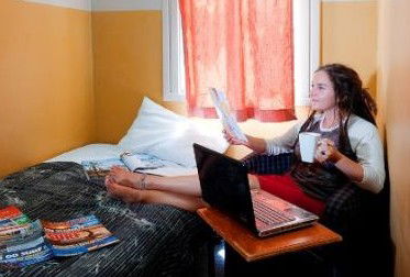 Maze Backpackers And Cb Hotel - New Castle Holiday 1