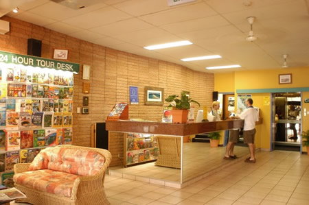 Hides Hotel Cairns - New Castle Holiday 1