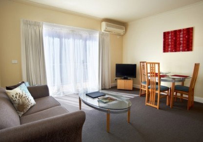 Quest On St Kilda Rd - New Castle Holiday 3
