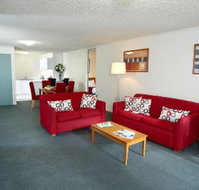 Quest Knox - New Castle Holiday