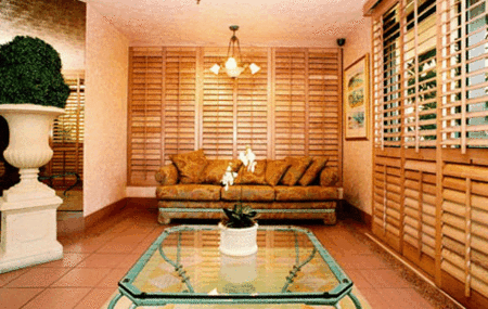 Esplanade Luxury Beachfront Apartments - New Castle Holiday
