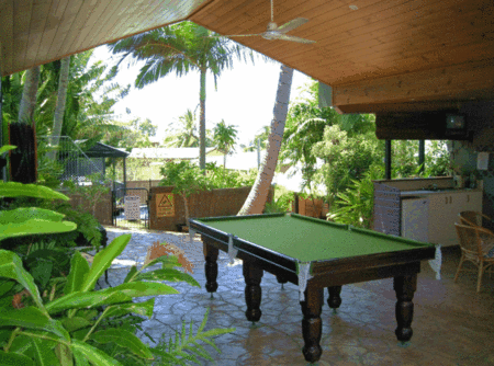 Airlie Beach Motor Lodge - New Castle Holiday