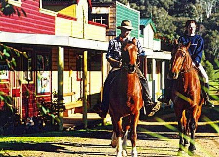 Chesleigh Homestead - New Castle Holiday 2