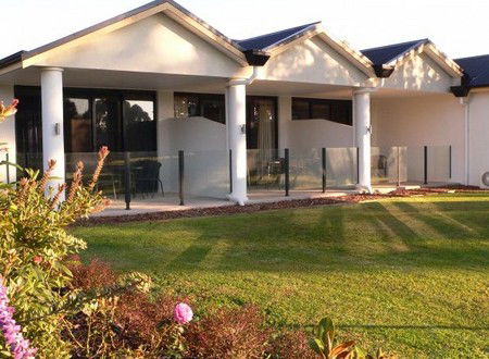 Port Fairy Motor Inn - New Castle Holiday 1