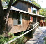 Jemby-Rinjah Lodge - New Castle Holiday
