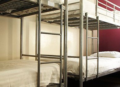 Nomads Brisbane Hostel - New Castle Holiday 1