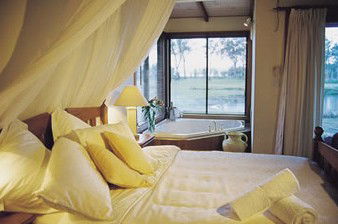 Lake Weyba Cottages - New Castle Holiday 0