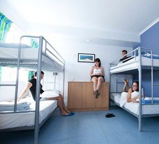 Cairns Central YHA - New Castle Holiday 1