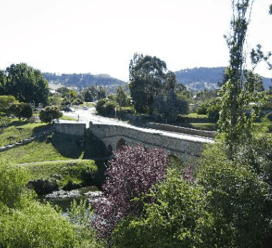 Millhouse on the Bridge - New Castle Holiday