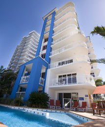 Myconos Resort - New Castle Holiday 3