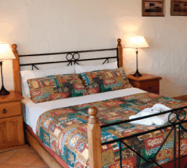 Canal Rocks Beachfront Apartments - New Castle Holiday 1