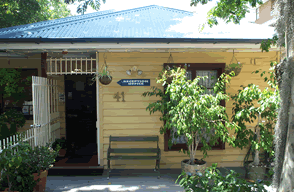 Kookaburra Inn - New Castle Holiday