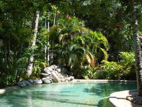 Port Douglas Outrigger Apartments - New Castle Holiday 1