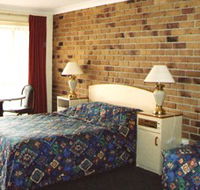Crows Nest Motel - New Castle Holiday