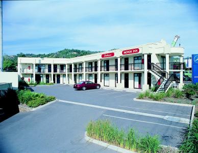 Jacksons Motor Inn - New Castle Holiday 3
