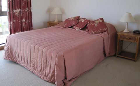 Beach Palms Holiday Apartments - New Castle Holiday 3