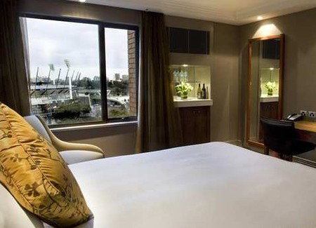 Hilton On The Park Melbourne - New Castle Holiday 1