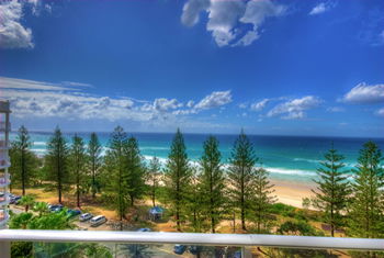 Solnamara Beachfront Apartments - New Castle Holiday 5