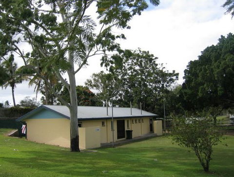 Burdekin Cascades Caravan Park - New Castle Holiday 3