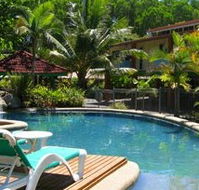 Lychee Tree Holiday Apartments - New Castle Holiday