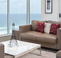 Mint Broadbeach - New Castle Holiday