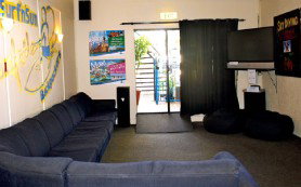 Surf N Sun Beachside Backpackers - New Castle Holiday 4