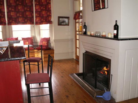 Court Street Motel - New Castle Holiday 8
