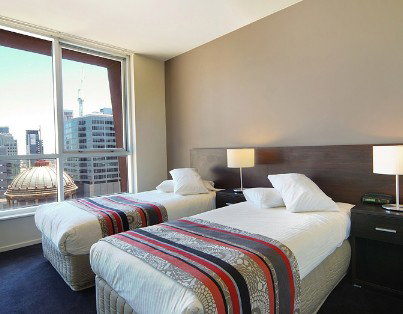 Quest On William - New Castle Holiday 2