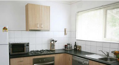 Apartments On Lygon - New Castle Holiday 1