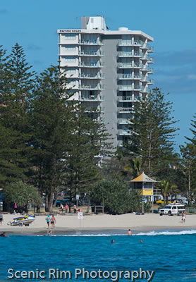 Pacific Regis Beachfront Apartments - New Castle Holiday 4