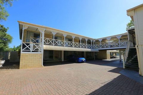 Alexandra Park Motor Inn - New Castle Holiday 1