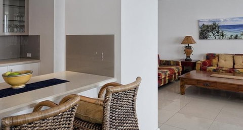 Mint Coolangatta Points North - New Castle Holiday 1