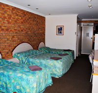 Albert Park Motor Inn - New Castle Holiday