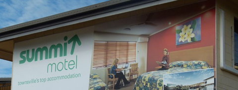 Summit Motel - New Castle Holiday 1