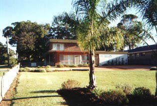 Barringella NSW New Castle Holiday